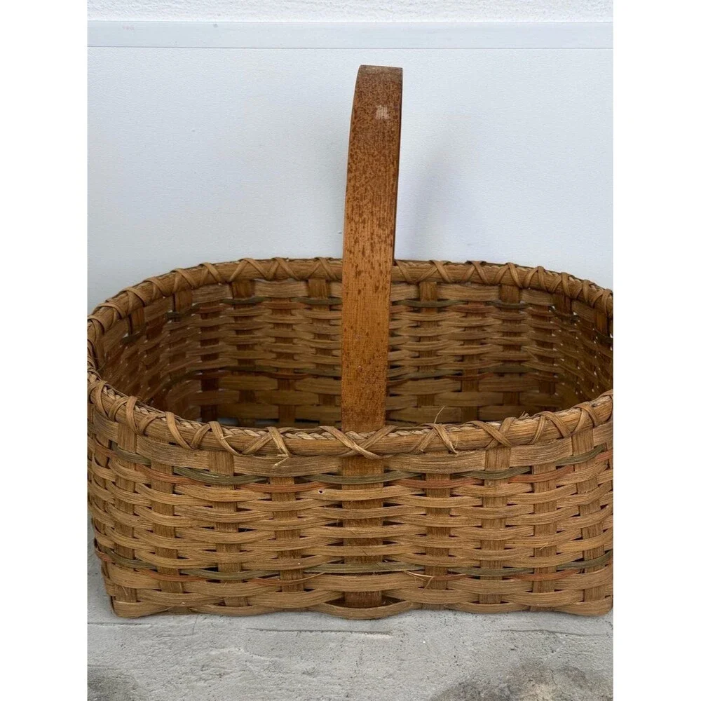 Vintage 1970-1980’s Woven Rustic Wicker Market Basket Large Oval Single Handle